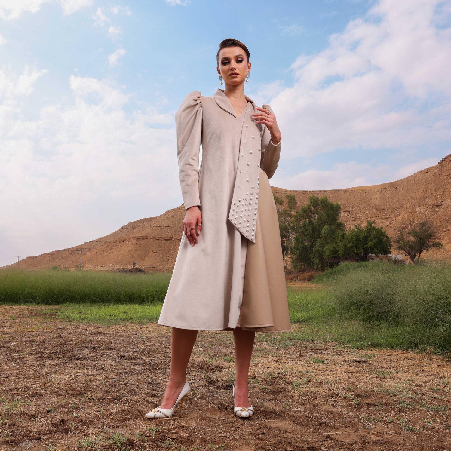 BEIGE DRESS