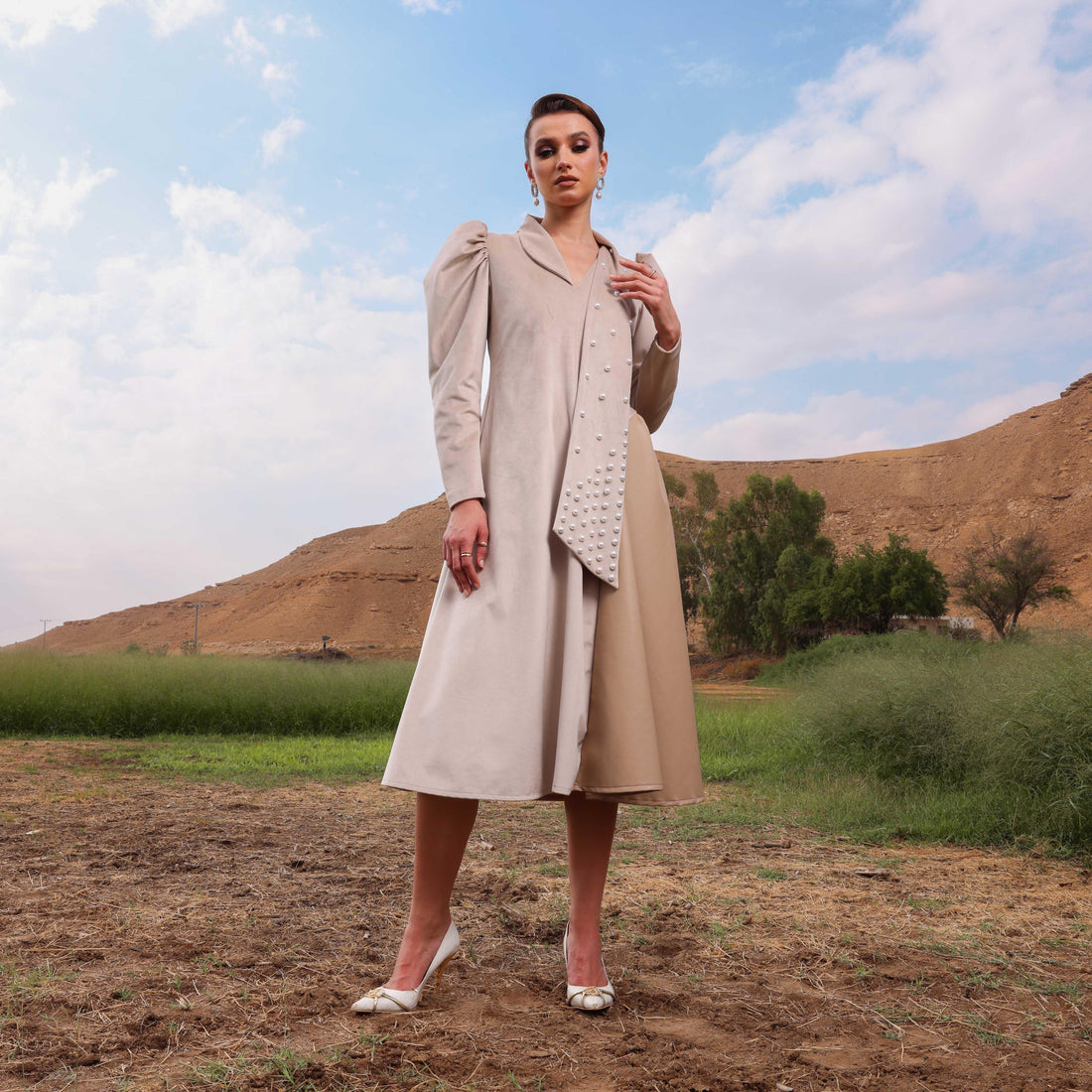 BEIGE DRESS